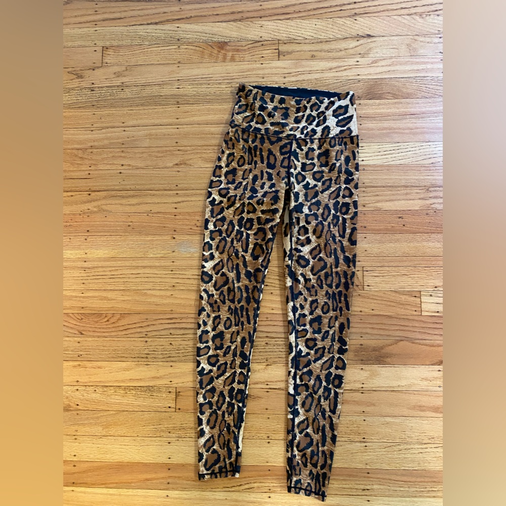 Women’s xs cheetah leggings
